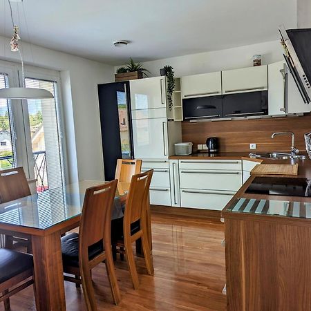 Domen'S Cozy Rentals Κραν Εξωτερικό φωτογραφία
